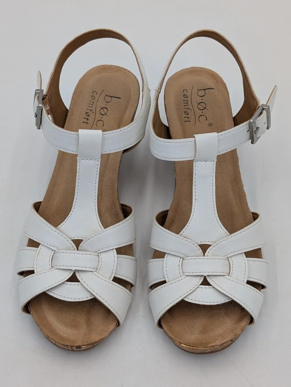 boc Jaquet Sz 8M T-Strap Cork Wedge Sandal Silver-Tone Buckle White Faux Leather